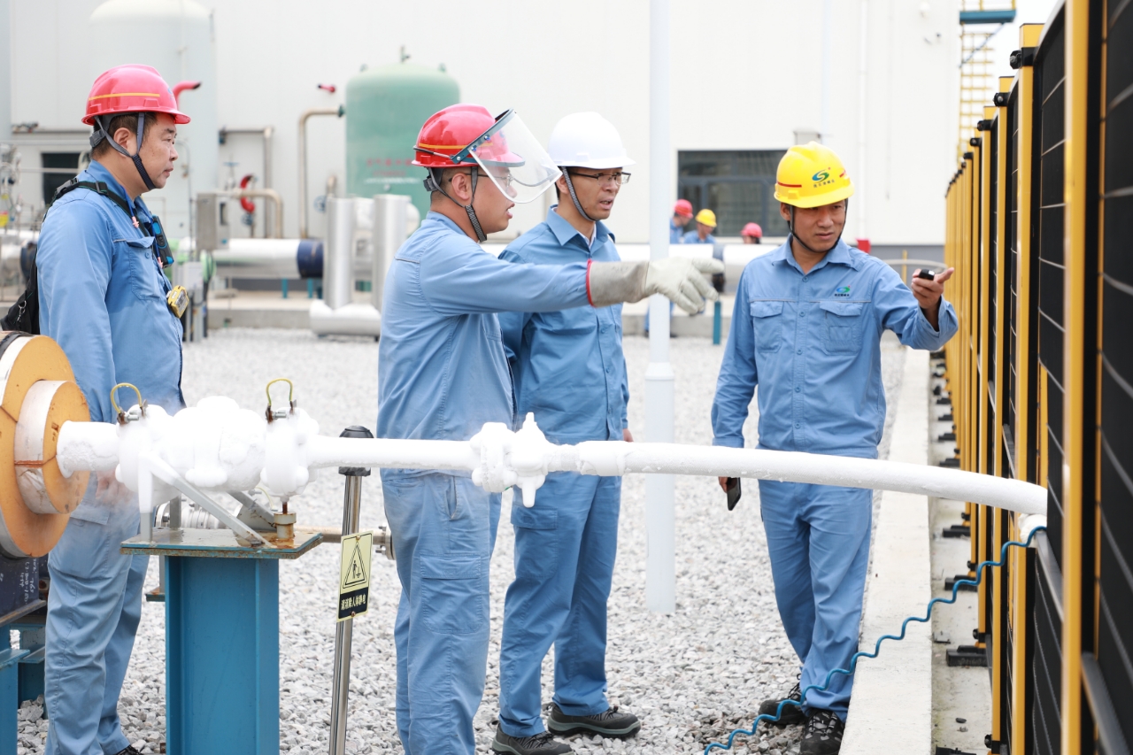 公司黨委書(shū)記、董事長(zhǎng)姜自成深入一線(xiàn)檢查安全生產(chǎn)工作